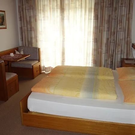 Отель Elisabeth